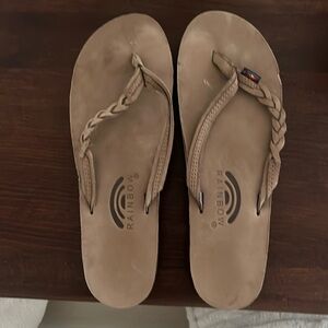 Rainbow flirty braidy flip flop, barely worn